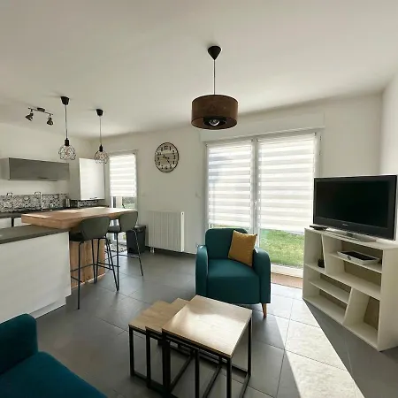 Holiday home Maison Neuve & Lumineuse Avec Jardin