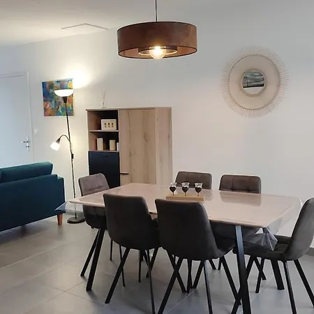 Maison Neuve & Lumineuse Avec Jardin Holiday home